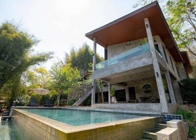 3 Bedroom Pool Villa overlooking Scenic Valley in Mae Rim