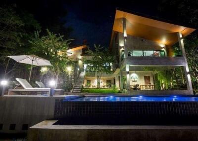 3 Bedroom Pool Villa overlooking Scenic Valley in Mae Rim