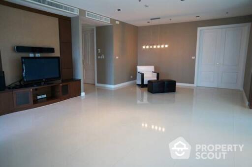 3-BR Condo at Athenee Residence near BTS Phloen Chit (ID 509965)