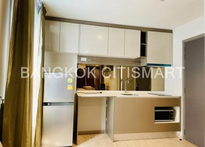 Condo at Ideo Sathorn-Wongwian Yai for sale