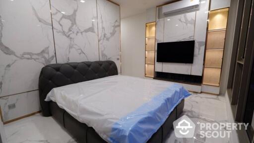 3-BR Condo at Rhythm Charoenkrung Pavilion near BTS Saphan Taksin