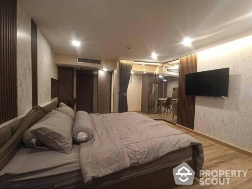 1-BR Condo at Omni Tower near BTS Nana