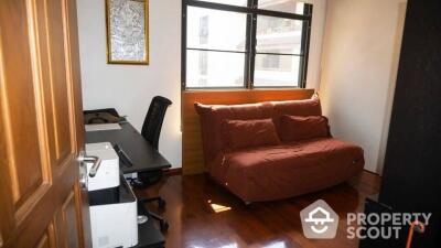 2-BR Condo at Baan Chan Condominium close to Thong Lo