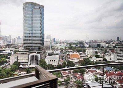 2-BR Condo at Supalai Place Sukhumvit 39 near BTS Phrom Phong