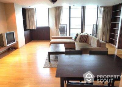 2-BR Condo at Supalai Place Sukhumvit 39 near BTS Phrom Phong