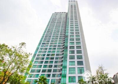 1-BR Condo near BTS Saphan Taksin