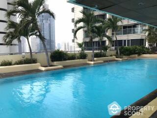 1-BR Condo at Sukhumvit Suite near BTS Nana