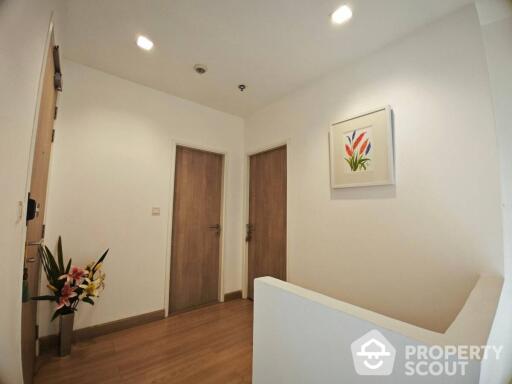 2-BR Condo at Ideo Mobi Phayathai near BTS Phaya Thai