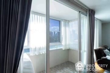 2-BR Condo close to Phrom Phong