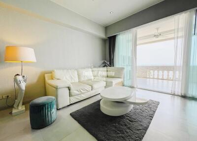 Generous, newly renovated, 2 bedroom, 2 bathroom for sale in Jomtien Complex in Foreign name.