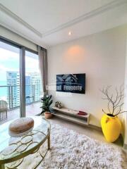 Superb, 1 bedroom, 1 bathroom corner unit for sale in Riviera Monaco in Foreign name.