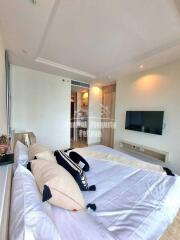 Superb, 1 bedroom, 1 bathroom corner unit for sale in Riviera Monaco in Foreign name.
