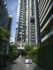 Sukhumvit Condo Sale Near MRT Investment Property Bangkok