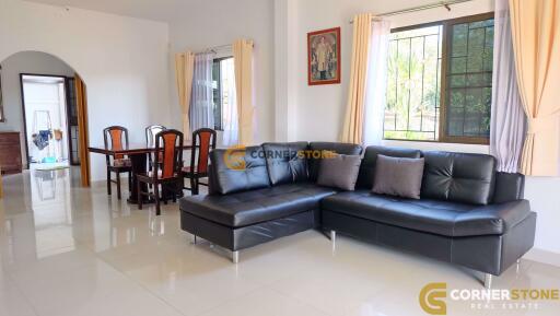 5 bedroom House in Royal View Village East Pattaya