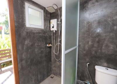 2 ห้องนอน, 2 ห้องน้ำ บ้าน ราคา ฿ 8,000/เดือน