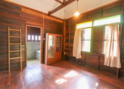 Traditional style 1 bedroom house to rent