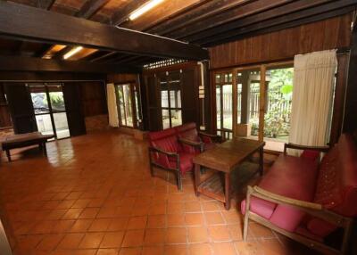 1 Bed traditional wood house to rent at San Phi Suea