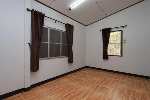 Single storey 2 bedroom house to rent at Chang Phueak