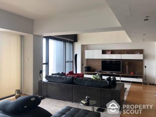 4-BR Duplex at The Met Sathorn near BTS Chong Nonsi