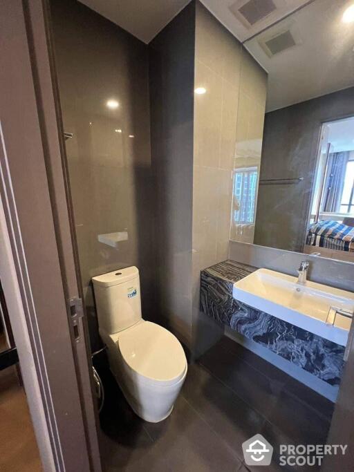 1-BR Condo at Ashton Chula Silom near MRT Sam Yan