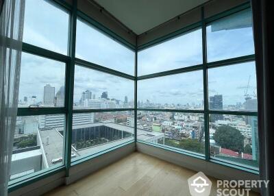 4-BR Condo at Chatrium Riverside Condominium near BTS Saphan Taksin