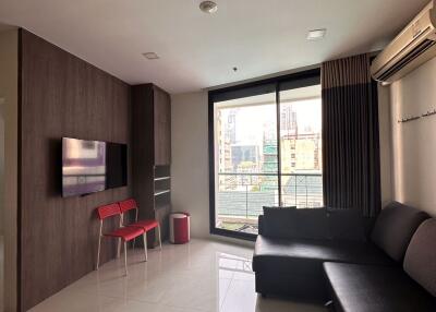 2 bed Condo in Sathorn House Silom Sub District C019528