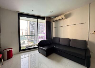 2 bed Condo in Sathorn House Silom Sub District C019528