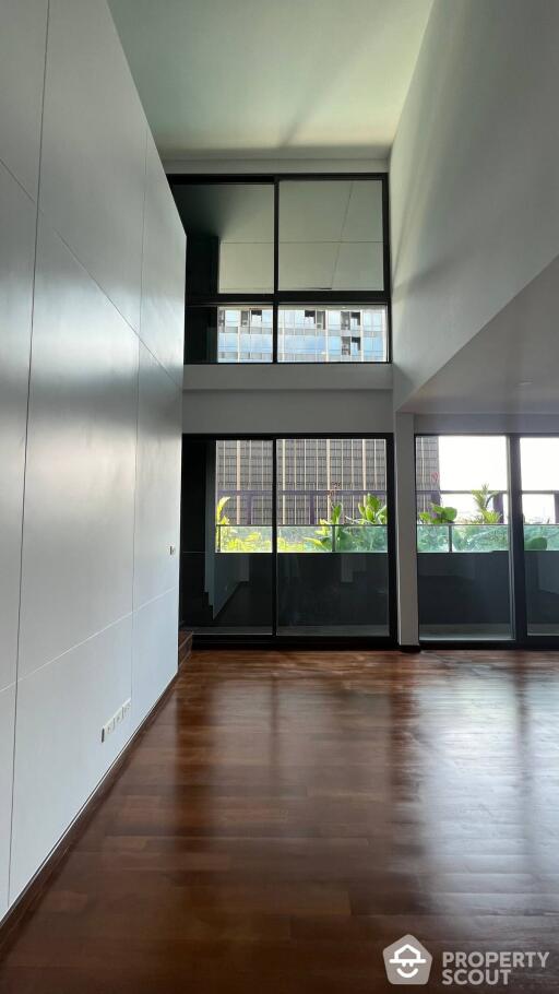 3-BR Condo at Noble Remix near BTS Thong Lor