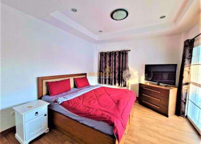 3 Bedrooms Villa / Single House in Tropical Village East Pattaya H010747