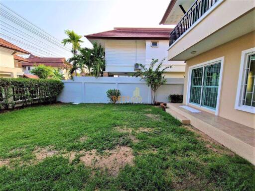 3 Bedrooms Villa / Single House in Tropical Village East Pattaya H010747