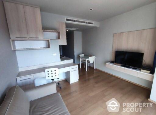 1-BR Condo at Noble Revent near BTS Phaya Thai