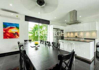 Phoenix Golf Course – 4 Bed 5 Bath in Huay Yai / Phoenix for PC7335