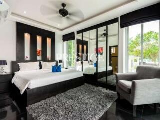 Phoenix Golf Course – 4 Bed 5 Bath in Huay Yai / Phoenix for PC7335