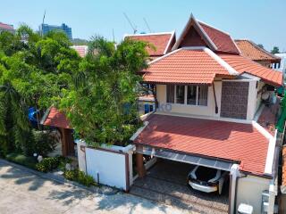 3 Bedrooms House in Chateaudale Thai Bali Villa Jomtien H011603