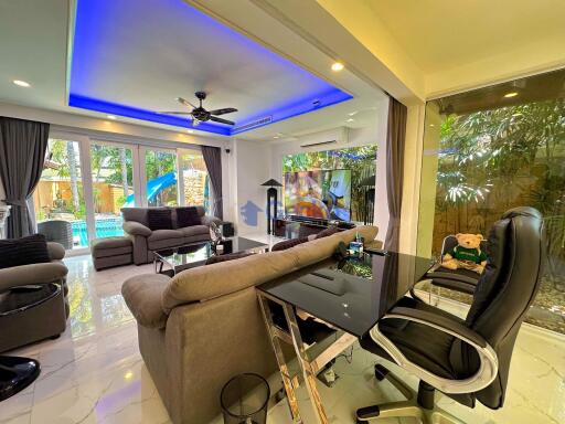 3 Bedrooms House in Chateaudale Thai Bali Villa Jomtien H011603