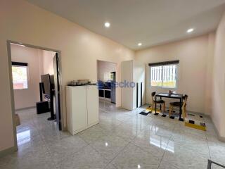 3 Bedrooms House East Pattaya H011597