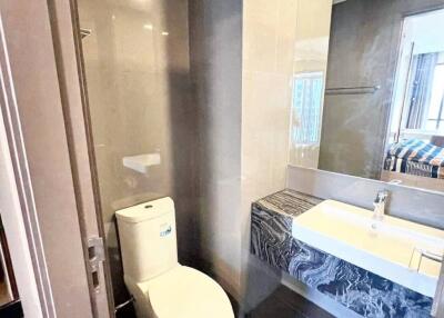 1 Bedroom 1 Bathroom 34 SQ.M Ashton Chula-Silom