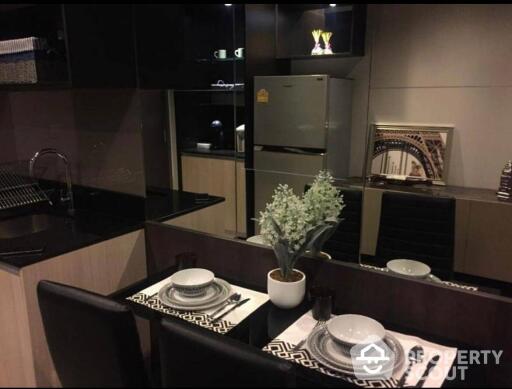 1-BR Condo at The Edge Sukhumvit 23 near MRT Sukhumvit