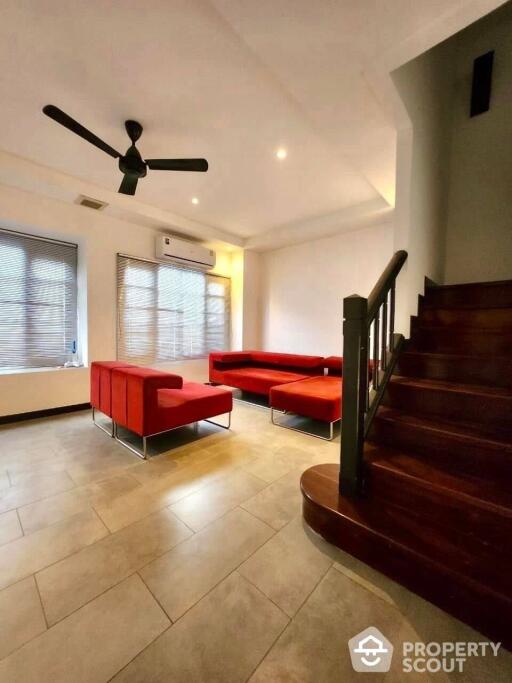 3-BR Townhouse near BTS On Nut