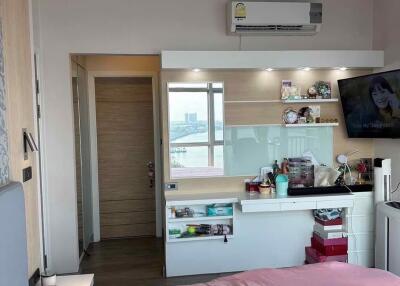 2 bed Condo in Manor Sanambinnam Bang Rak Noi Sub District C020970