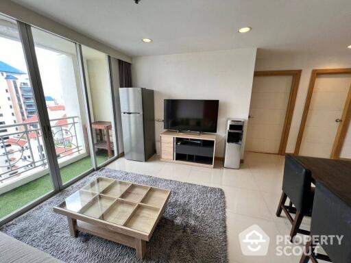 1-BR Condo at Asoke Place near MRT Sukhumvit