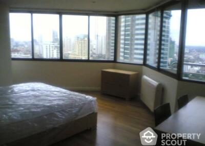 2-BR Condo at Lake Avenue Sukhumvit 16 near BTS Asok (ID 509988)