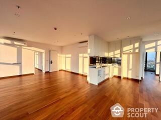 2-BR Penthouse at Altitude Symphony Charoenkrung near BTS Saphan Taksin