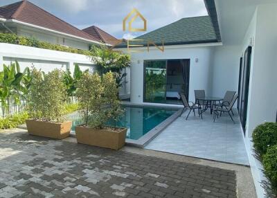 3-bedroom pool villa in Rawai