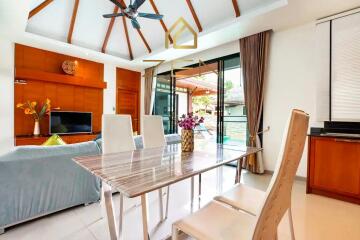 Luxury Pool Villa with 2 Bedrooms in Rawai for Rent