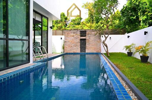 Modern House with 2 Bedrooms and Private Pool in Rawai for Sale