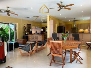 Luxury Pool Villa: 3 Bedrooms in Koh Kaew for Sale