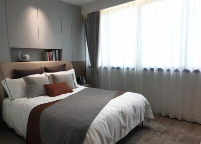 Elegant modern bedroom with stylish decor