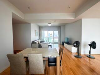 2-bedroom modern condo for sale close to BTS Asoke