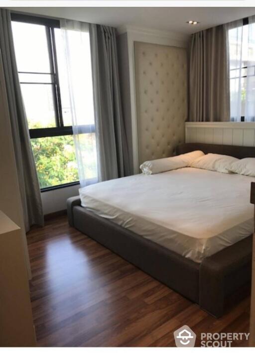 1-BR Condo at Zenith Place Sukhumvit 42 Condominium near BTS Ekkamai